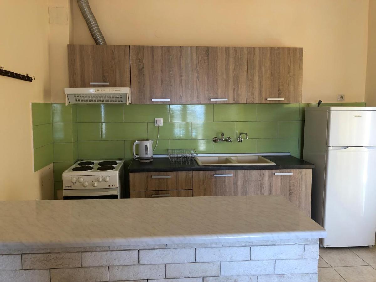 Irida Apartments نيا سكيوني المظهر الخارجي الصورة